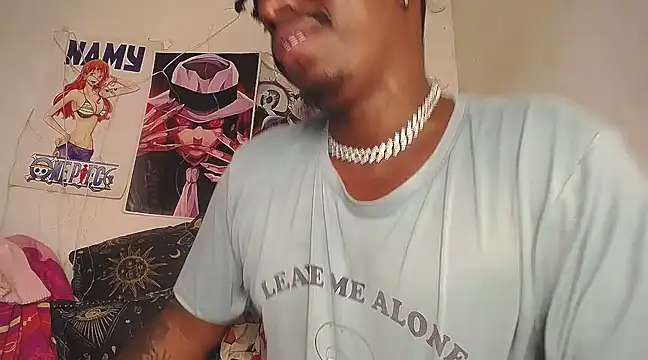 Snapshot of BlackRunning chatting on 02-25-25, 04:14 BlackRunning online show from 02-25-25, 04:14