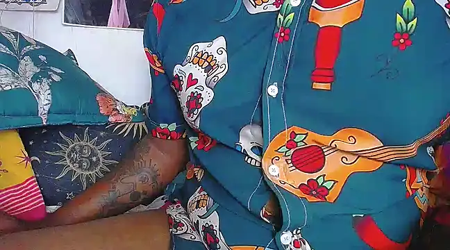 Snapshot of BlackRunning chatting on 03-09-25, 08:07 BlackRunning online show from 03-09-25, 08:07