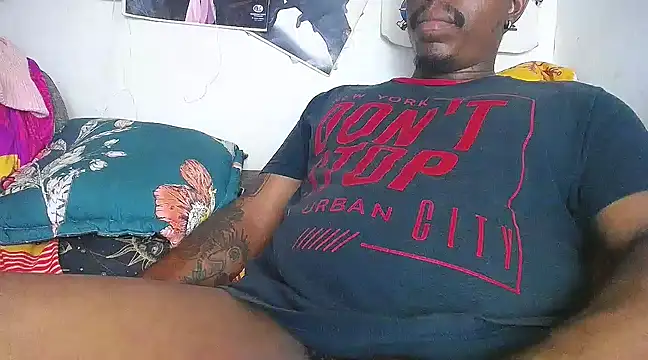 Snapshot of BlackRunning chatting on 03-14-25, 01:16 BlackRunning online show from 03-14-25, 01:16