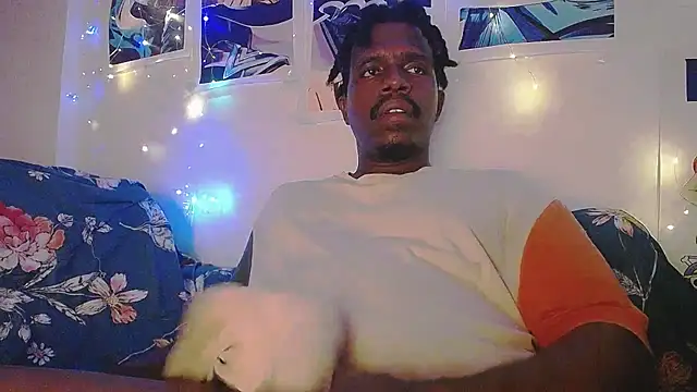 Snapshot of BlackRunning chatting on 09-25-25, 03:43 BlackRunning online show from 09-25-25, 03:43