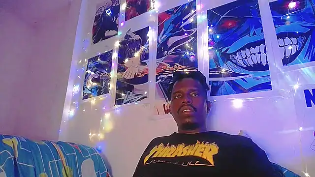 Snapshot of BlackRunning chatting on 10-08-25, 04:21 BlackRunning online show from 10-08-25, 04:21