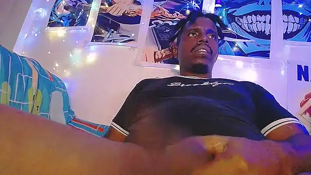 Snapshot of BlackRunning chatting on 10-10-25, 04:33 BlackRunning online show from 10-10-25, 04:33