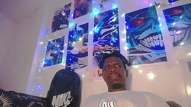 Snapshot of BlackRunning chatting on 11-02-25, 04:26 BlackRunning online show from 11-02-25, 04:26