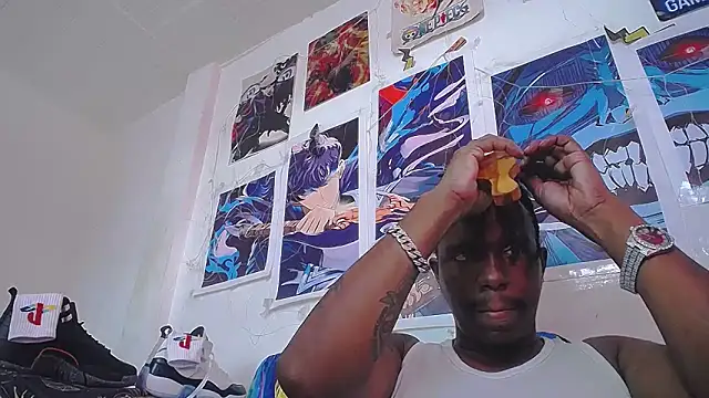 Snapshot of BlackRunning chatting on 11-08-25, 05:34 BlackRunning online show from 11-08-25, 05:34