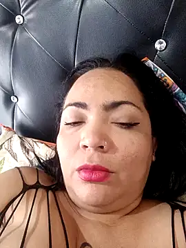 Snapshot of NIKOLE1301 chatting on 01-11-25, 05:51 NIKOLE1301 online show from 01-11-25, 05:51