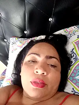Snapshot of NIKOLE1301 chatting on 01-17-25, 08:22 NIKOLE1301 online show from 01-17-25, 08:22