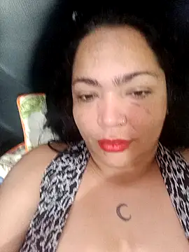 Snapshot of NIKOLE1301 chatting on 01-21-25, 01:43 NIKOLE1301 online show from 01-21-25, 01:43