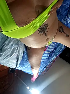 Snapshot of NIKOLE1301 chatting on 01-30-25, 02:04 NIKOLE1301 online show from 01-30-25, 02:04