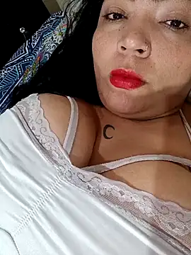 Snapshot of NIKOLE1301 chatting on 02-26-25, 08:11 NIKOLE1301 online show from 02-26-25, 08:11