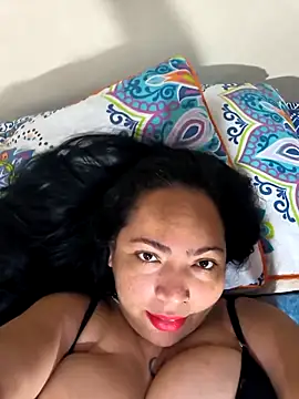 Snapshot of NIKOLE1301 chatting on 09-25-25, 02:21 NIKOLE1301 online show from 09-25-25, 02:21