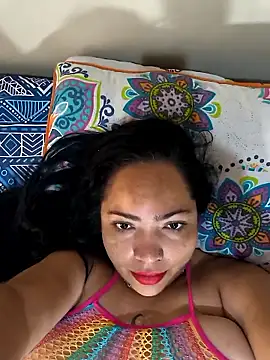 Snapshot of NIKOLE1301 chatting on 09-28-25, 04:12 NIKOLE1301 online show from 09-28-25, 04:12