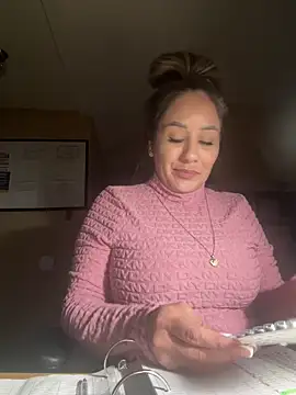 Aw ThROAt9 online show from 03-18-26, 04:48