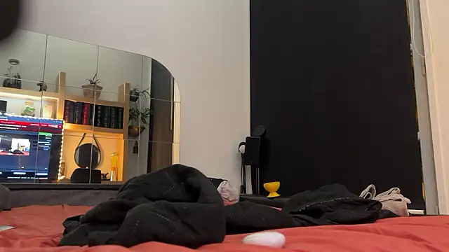 Snapshot of Sportparis4 chatting on 03-10-25, 09:29 Sportparis4 online show from 03-10-25, 09:29