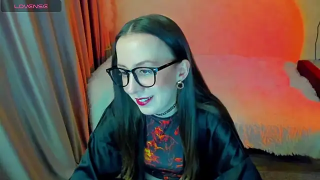 CurlySteph online show from 03-29-26, 06:30