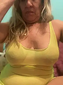 camelia3 online show from 04-15-26, 12:28