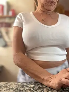 camelia3 online show from 04-20-26, 10:40