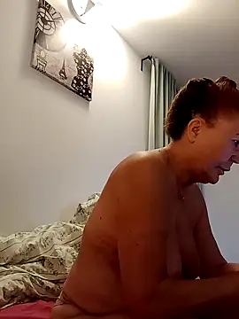 Hottie-Mom online show from 10-15-25, 08:03