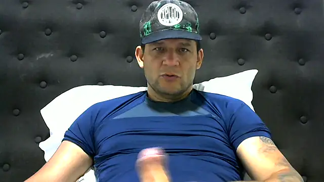 Snapshot of altenori112 chatting on 01-30-25, 09:58 altenori112 online show from 01-30-25, 09:58