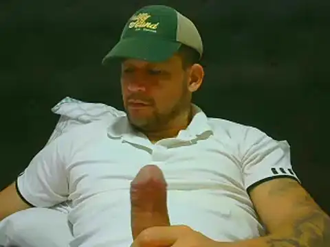 Snapshot of altenori112 chatting on 10-06-25, 02:03 altenori112 online show from 10-06-25, 02:03