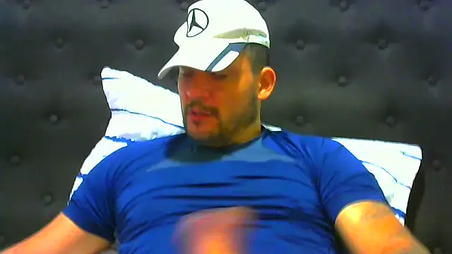 Snapshot of altenori112 chatting on 11-07-25, 02:39 altenori112 online show from 11-07-25, 02:39