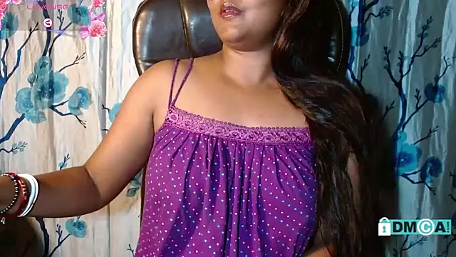 Snapshot of Ria_fun chatting on 10-30-25, 11:00 Ria fun online show from 10-30-25, 11:00