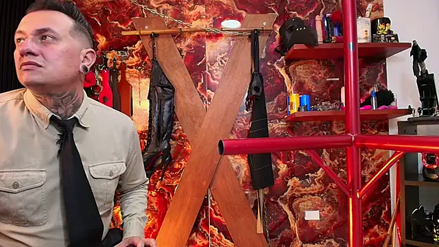 Snapshot of boy_n_girl chatting on 11-13-25, 05:23 boy n girl online show from 11-13-25, 05:23