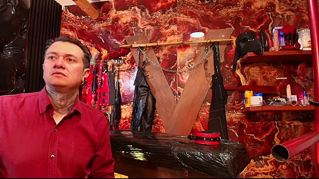 Snapshot of boy_n_girl chatting on 12-05-25, 09:40 boy n girl online show from 12-05-25, 09:40