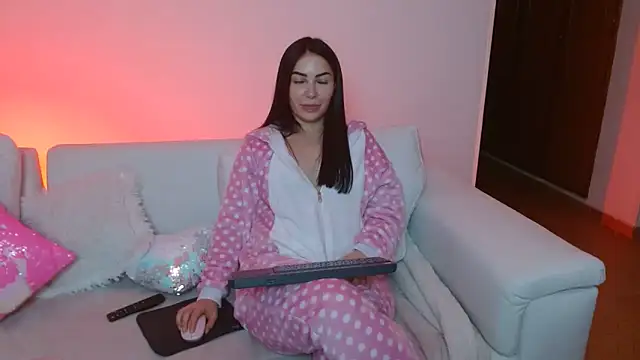 ariana28 online show from 02-27-25, 11:48