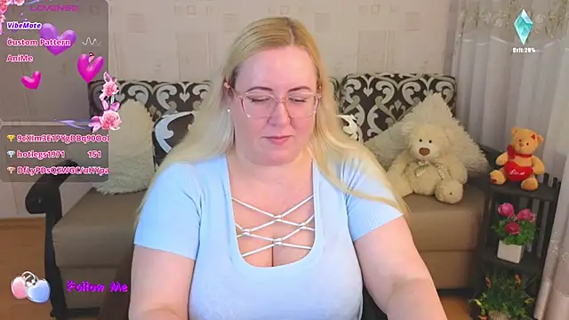 Snapshot of Ginesia chatting on 03-12-25, 04:56 Ginesia online show from 03-12-25, 04:56