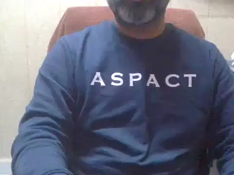 hairymaster95 online show from 02-05-25, 07:18