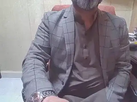 hairymaster95 online show from 12-01-25, 04:17