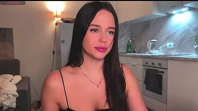 Snapshot of Megan_Nilson chatting on 01-05-25, 09:57 Megan Nilson online show from 01-05-25, 09:57