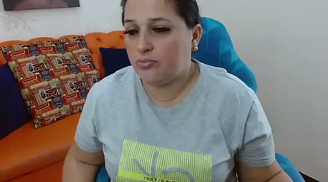 Kerly Doll online show from 02-13-25, 06:16