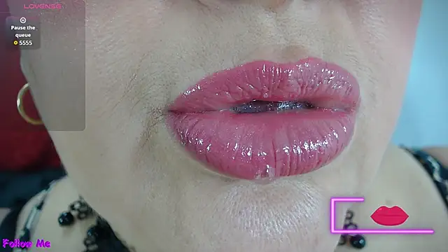 Kerly Doll online show from 10-03-25, 12:13