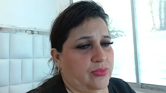 Kerly Doll online show from 11-15-25, 04:25