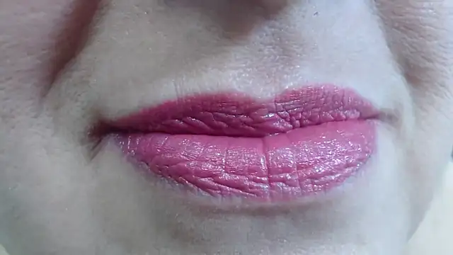 Snapshot of Kerly_Doll chatting on 02-18-26, 01:18 Kerly Doll online show from 02-18-26, 01:18