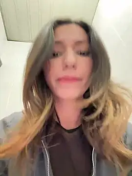  MiaQueen  online show from 02-19-25, 11:25