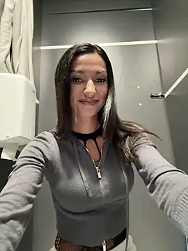  MiaQueen  online show from 09-25-25, 11:30