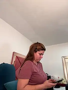 Snapshot of nurse_becky chatting on 09-19-25, 06:41 nurse becky online show from 09-19-25, 06:41