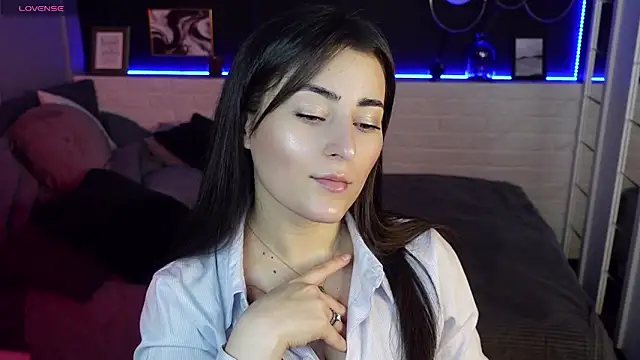 KylieMellow online show from 02-28-25, 08:53