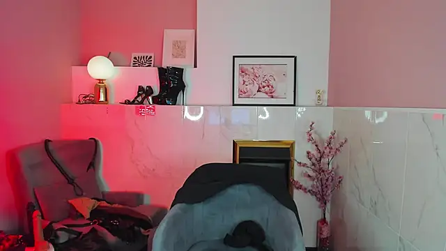 KylieMellow online show from 10-01-25, 05:24