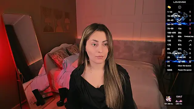 KylieMellow online show from 04-07-26, 01:44