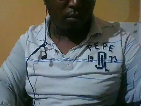 honeyswit online show from 10-28-25, 09:17