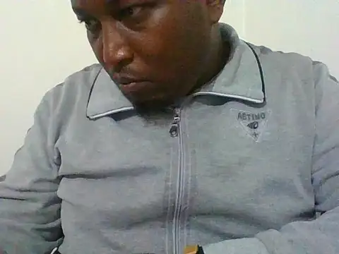 Snapshot of honeyswit chatting on 01-12-26, 08:47 honeyswit online show from 01-12-26, 08:47