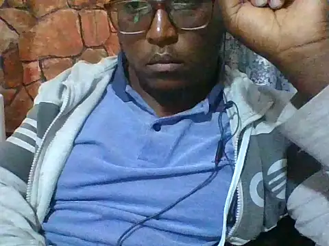 Snapshot of honeyswit chatting on 03-24-26, 08:25 honeyswit online show from 03-24-26, 08:25