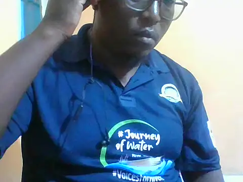 Snapshot of honeyswit chatting on 05-11-26, 12:16 honeyswit online show from 05-11-26, 12:16