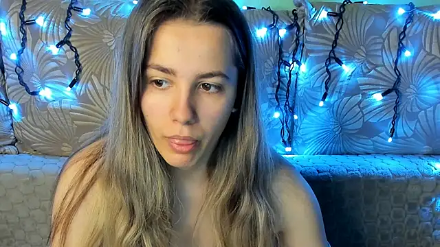 MaggieCake online show from 01-15-26, 04:17