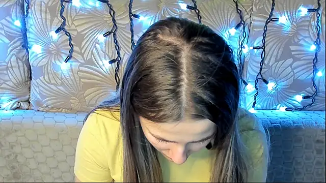 MaggieCake online show from 03-26-26, 02:17