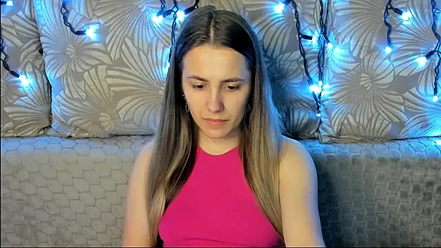 MaggieCake online show from 06-26-26, 01:32