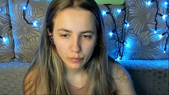 MaggieCake online show from 07-04-26, 02:29